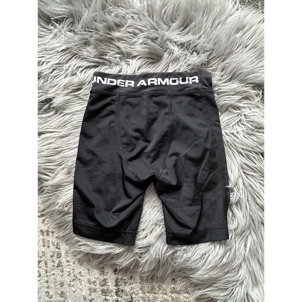 Under Armour product pair